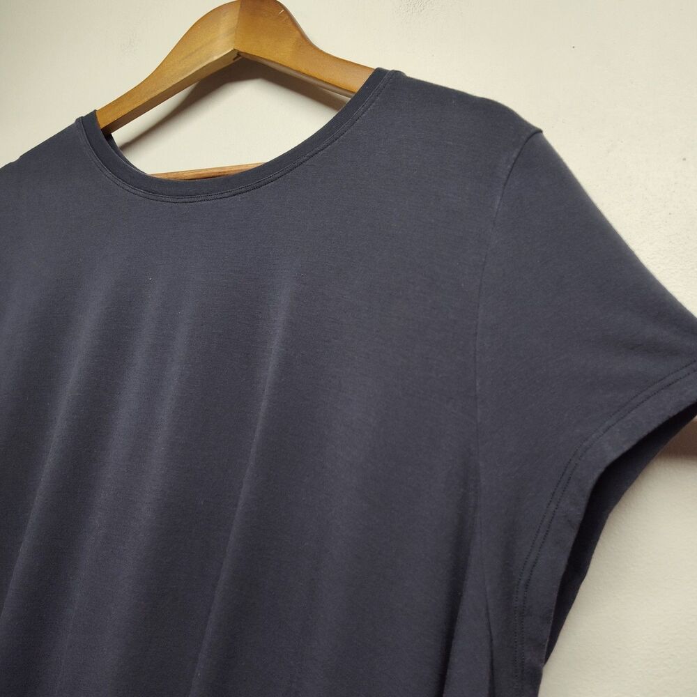 Athleta 2 Shirts Bundle Women Size XL Black Maroon Short Sleeve Stretch Active - Picture 4 of 16